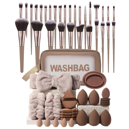 Kit de 55 accessoires de maquillage avec pinceaux et éponges – Coloris café
